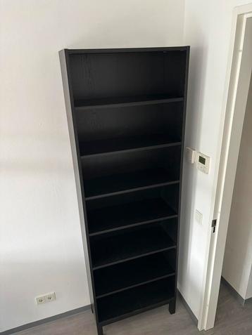Ikea boekenkast Stockholm beschikbaar voor biedingen