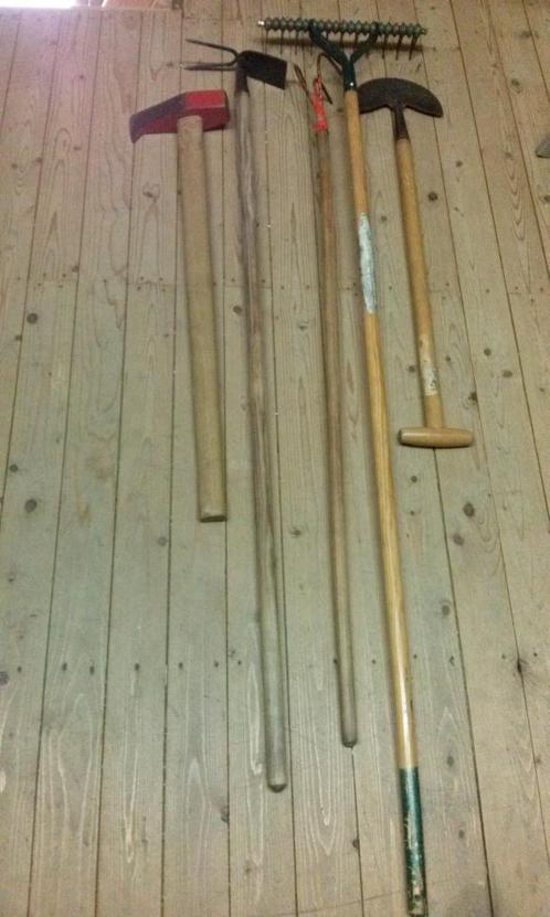 Tuingereedschap Schep Schoffel Cultivator  Verticuteerhark, Tuin en Terras, Hand-tuingereedschap, Gebruikt, Bijl, Ophalen
