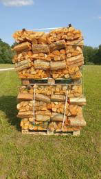 Te koop: Kachelhout in zakken 40 L mooie 30cm blokken