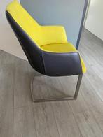 (Thuisbezorgd ?)Eetkamerstoelen, 5 stuks. Modern, licht-groe, Huis en Inrichting, Stoelen, Ophalen, Overige kleuren, Zo goed als nieuw