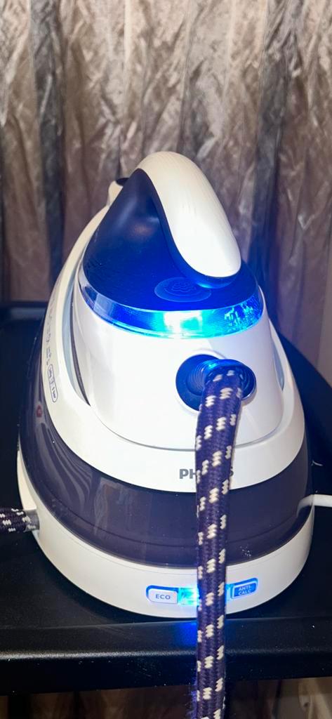 Philips PerfectCare Pure stoomgenerator – Zo goed als nieuw, Witgoed en Apparatuur, Strijkijzers en Strijkplanken, Zo goed als nieuw