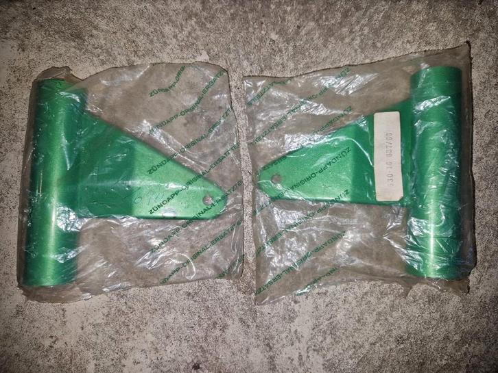 Set NOS koplamp oren Zündapp 530, model met kuip, Fietsen en Brommers, Brommeronderdelen | Zundapp, Nieuw, Koplamp, Ophalen of Verzenden