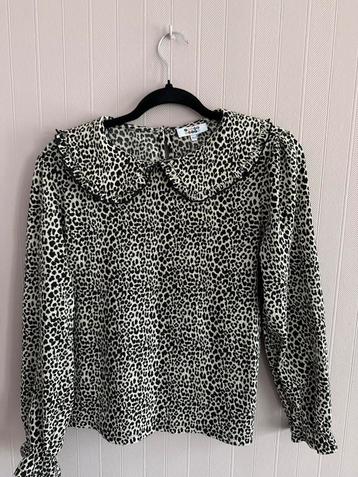 Prachtig blousje maat 152 beschikbaar voor biedingen