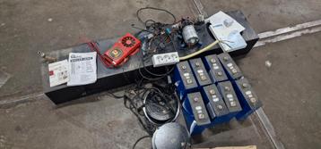 Te koop partij  camper spullen  beschikbaar voor biedingen