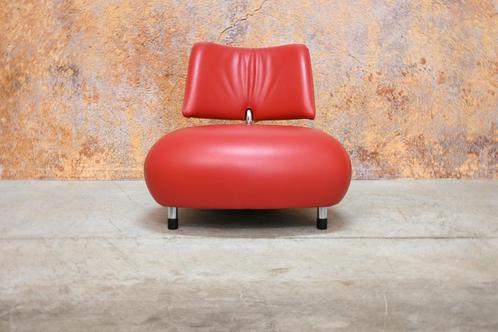 Als NIEUW! rode leren Leolux Pallone design fauteuil, Huis en Inrichting, Fauteuils, Zo goed als nieuw, Leer, Metaal, 75 tot 100 cm