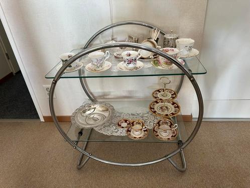 Vintage ronde theetrolley, Antiek en Kunst, Antiek | Meubels | Tafels, Ophalen
