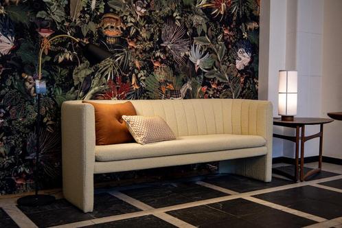 & Tradition - bank Loafer - showroommodel, Huis en Inrichting, Banken | Bankstellen, Zo goed als nieuw, Rechte bank, Driepersoons