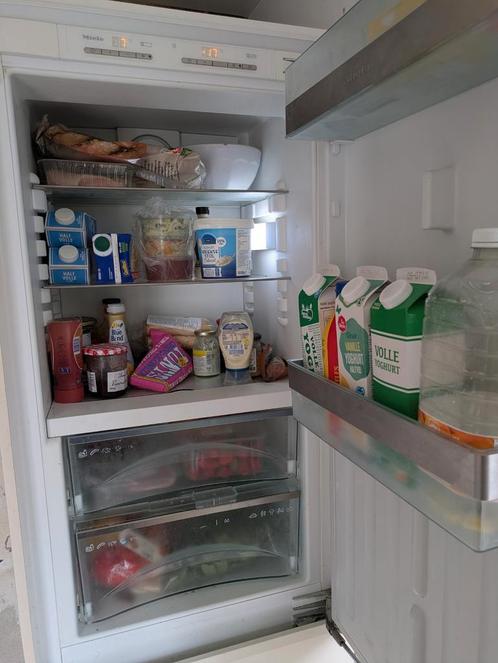 Miele Koelkast Diepvries Combi Inbouw-Pro-vers, Witgoed en Apparatuur, Koelkasten en IJskasten, Zo goed als nieuw, Met aparte vriezer