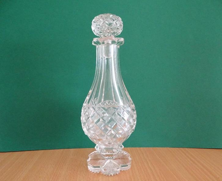 Antiek Kristal Vaas of Karaf met stop 21 cm, Antiek en Kunst, Antiek | Glas en Kristal, Ophalen of Verzenden