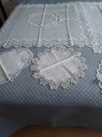 Vintage Tafelkleden  met Kant, Huis en Inrichting, Ophalen of Verzenden, Zo goed als nieuw, Rechthoek, Binnen