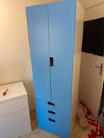 Witte IKEA kast met blauwe deuren, Ophalen, Kunststof, Gebruikt, 50 tot 100 cm