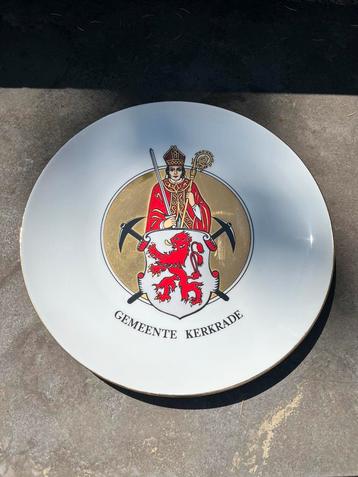 Vintage porseleinen wandbord stadswapen gemeente Kerkrade beschikbaar voor biedingen
