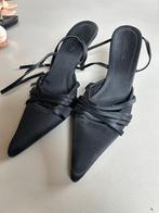 Unisa Kitten Heels - Maat 37 - Zeer Goede Staat, Ophalen of Verzenden, Zo goed als nieuw, Pumps