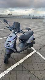 Zip 2018, Ophalen, Zo goed als nieuw, Benzine, Zip