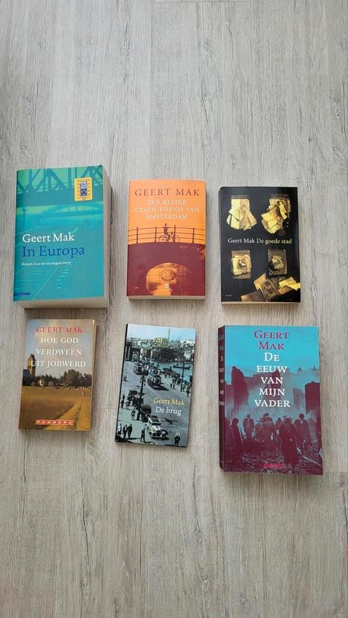 Geert Mak boekpakket In Europa en nog 5 boeken, Boeken, Historische romans, Zo goed als nieuw, Ophalen