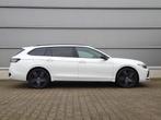Volkswagen Passat Variant 1.5 eTSI 150pk DSG R-Line Business, Stof, 1498 cc, 4 cilinders, Wit