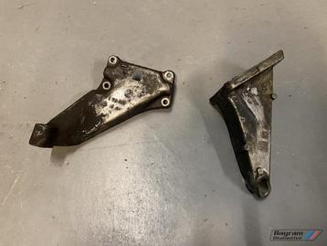 Bmw E28 motorsteun links en rechts m20 m21 5-serie steun 525 beschikbaar voor biedingen