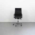 2 x Vitra Eames EA 119 Bureaustoel Zwart Leer - Chroom, Ophalen of Verzenden, Zo goed als nieuw, Zwart
