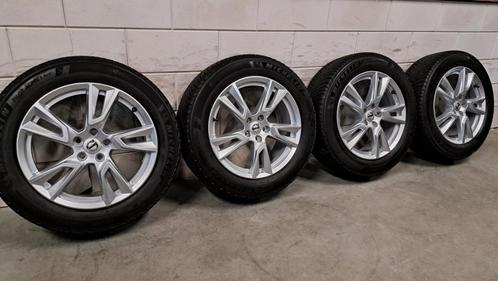 Lichtmetalen velgen Volvo XC40 EC40 235/55/18 als nieuw!, Auto-onderdelen, Banden en Velgen, Banden en Velgen, Winterbanden, 18 inch
