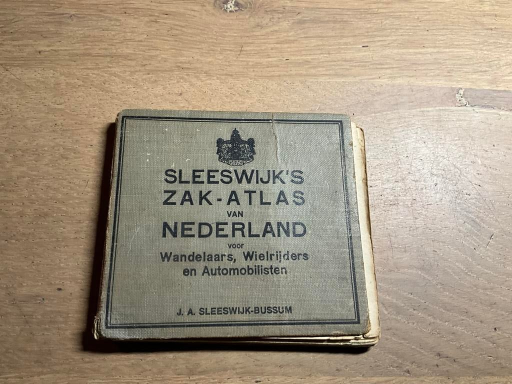 Sleeswijk's Zak-Atlas van Nederland, Gelezen, Bosatlas, Ophalen of Verzenden, 1800 tot 2000