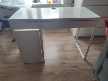 Bureau van de ikea gratis 