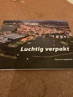 Luchtig Verpakt - Hoorn in Vogelvlucht, Ophalen of Verzenden, Zo goed als nieuw, Noord-Holland