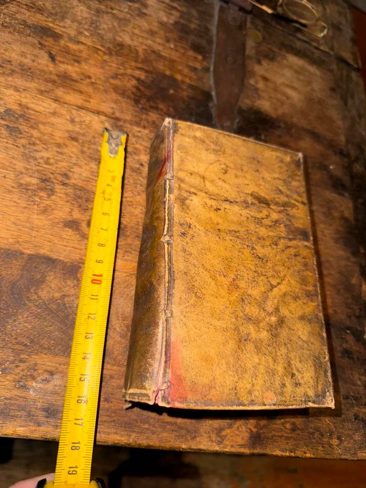 Antiek boek uit 1654, Antiek en Kunst, Antiek | Boeken en Bijbels, Ophalen of Verzenden