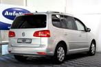 Volkswagen Touran 1.4 TSI DSG Highline 140pk 1eEIG! PANO NAV, Auto's, Volkswagen, Origineel Nederlands, Te koop, Zilver of Grijs