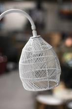 Hippe witte metalen tafellamp Meya Light & Living draadlamp, Huis en Inrichting, Lampen | Tafellampen, Ophalen of Verzenden, Zo goed als nieuw