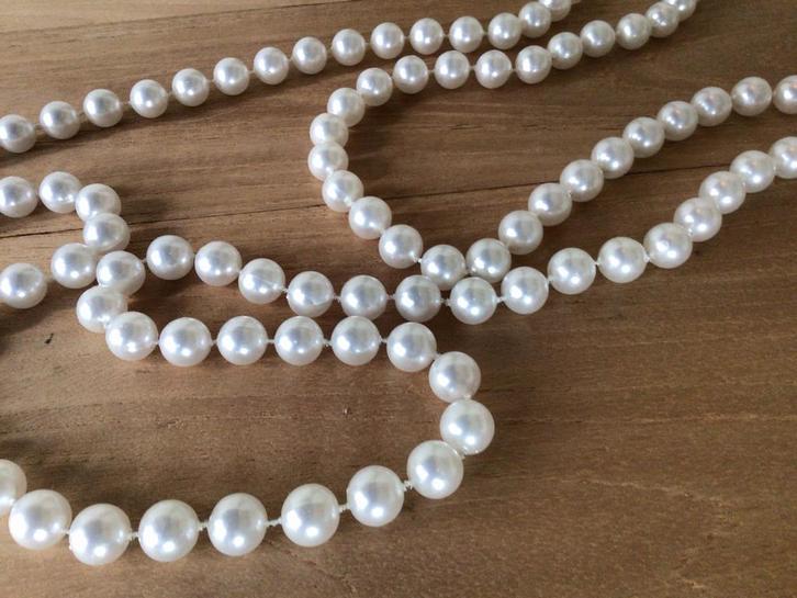 Lange parelketting zonder sluiting., Sieraden, Tassen en Uiterlijk, Kettingen, Zo goed als nieuw, Overige materialen, Ophalen of Verzenden