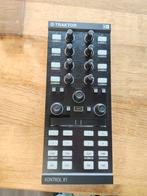 Native Instruments Traktor Kontrol X1 MK2 DJ Controller, Ophalen of Verzenden, Gebruikt