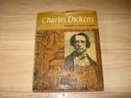 J.B. Priestley - Charles Dickens biografie in woord en beeld, Boeken, Ophalen of Verzenden, Gelezen