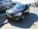 Kia Cee'd 1.4 CVVT Seven Business, Voorwielaandrijving, Euro 5, Stof, Gebruikt