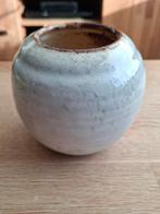 Mobach vaasje model 318, Antiek en Kunst, Antiek | Keramiek en Aardewerk, Ophalen of Verzenden