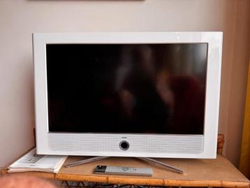 LOEWE kleuren televisie 32 inch full HD+ beschikbaar voor biedingen