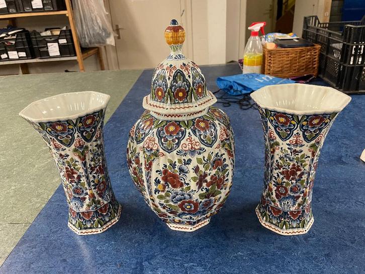 3-delig KASTSTEL DELFTS AARDEWERK - WD014, Huis en Inrichting, Woonaccessoires | Vazen, Zo goed als nieuw, Overige kleuren, Minder dan 50 cm