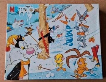 MB Teampuzzel 100 stukjes Bugs Bunny, Tweety, Oudejaarsavond beschikbaar voor biedingen