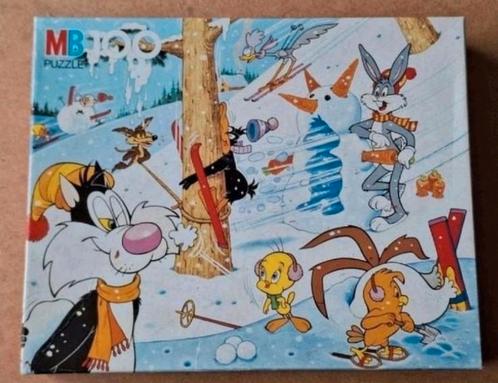 MB Teampuzzel 100 stukjes Bugs Bunny, Tweety, Oudejaarsavond, Kinderen en Baby's, Speelgoed | Kinderpuzzels, Zo goed als nieuw