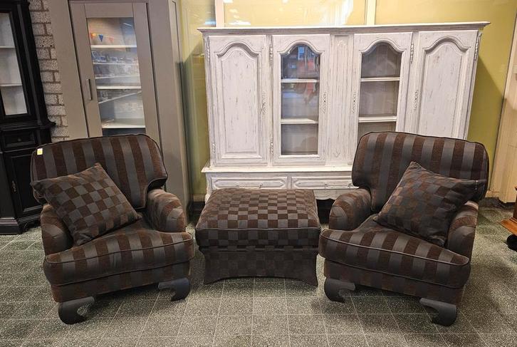 Twee degelijke fauteuils met hocker, Huis en Inrichting, Fauteuils, Gebruikt, Stof, 75 tot 100 cm, 75 tot 100 cm, Ophalen