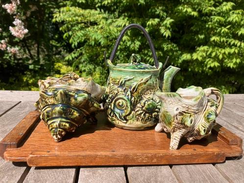 Majolica theeservies schelpmotief, Antiek en Kunst, Curiosa en Brocante, Ophalen of Verzenden