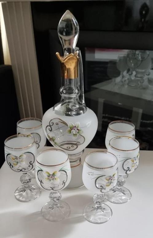 Kristalglas karaf set met zes wijnglazen - kristal glas., Antiek en Kunst, Antiek | Glas en Kristal, Verzenden