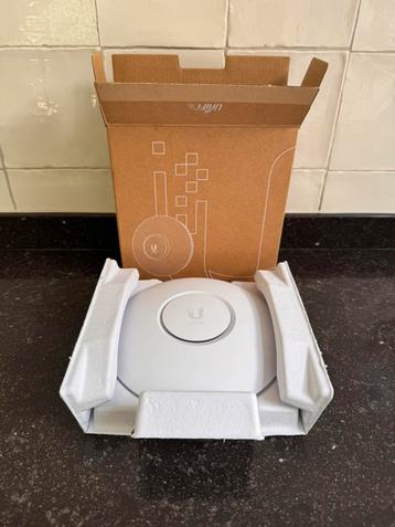 Ubiquiti UniFi U6 Lite, compleet in doos beschikbaar voor biedingen
