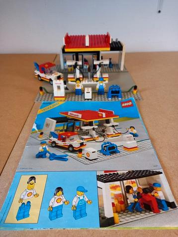 Lego 6378 Shell Service Station. Jaren 80 Classic Town  beschikbaar voor biedingen