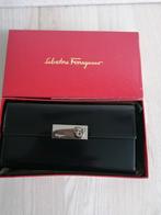 Nieuw Salvatore Ferragamo Portemonnee Zwart, Ophalen of Verzenden, Nieuw, Zwart, Met knipsluiting