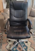 Zwarte bureaustoel in goede staat, Ophalen, Minder dan 50 cm, Gebruikt, Minder dan 75 cm