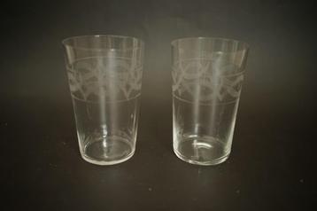 antiek waterglas 2 groot glas geëtst guirlande