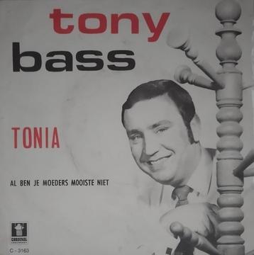 Tony Bass - Tonia beschikbaar voor biedingen