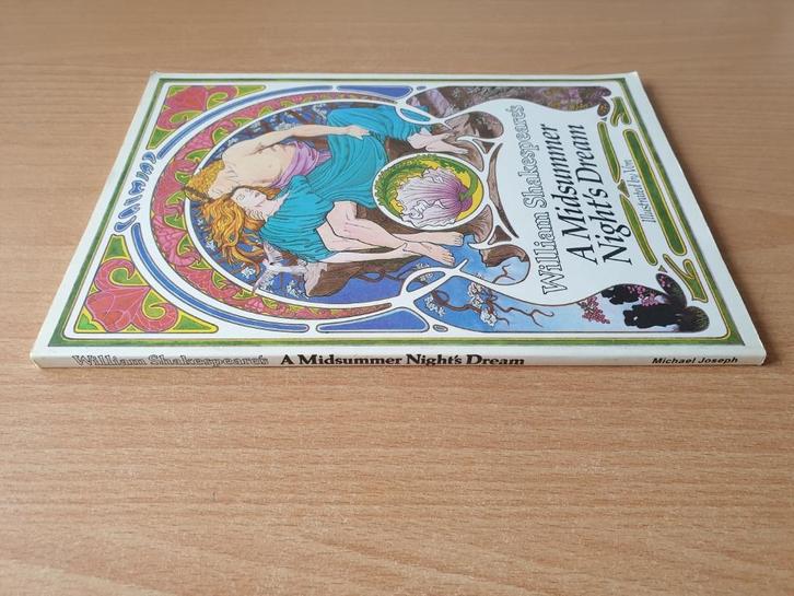 Shakespeare's A Midsummer Night's Dream (Illustrated), Boeken, Fantasy, Gelezen, Ophalen of Verzenden