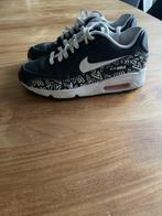 Leren Nike Air Max Love - Limited Edition, Kleding | Dames, Nike, Ophalen of Verzenden, Zo goed als nieuw