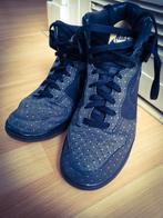Limited edition nikes, Kleding | Dames, Schoenen, Zwart, Nike, Ophalen of Verzenden, Sneakers of Gympen